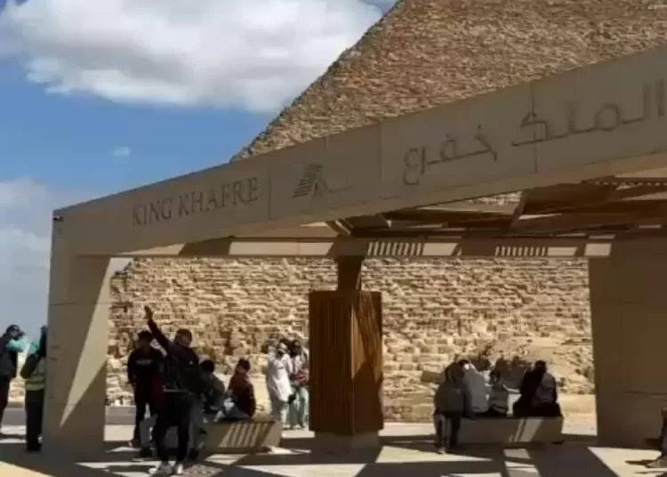 Record-breaking day for visitors at Giza Pyramids 1 - Egyptian Gazette