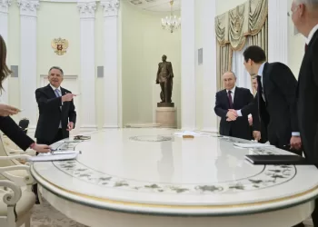 Trump calls for Ukraine and Russia to meet for ‘very high level’ talks, says they are close to deal