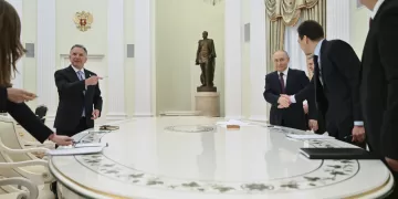 Trump calls for Ukraine and Russia to meet for ‘very high level’ talks, says they are close to deal