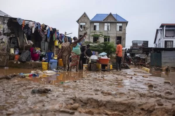 At least 8 killed after heavy rains flood Congo’s capital 2 - Egyptian Gazette At least 8 killed after heavy rains flood Congo’s capital 1 - Egyptian Gazette