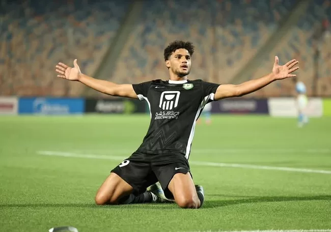 Al-Ahly clings to EPL top as Pyramids stunned 107 - Egyptian Gazette