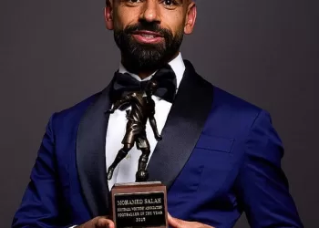 Salah wins FWA Footballer of the Year trophy