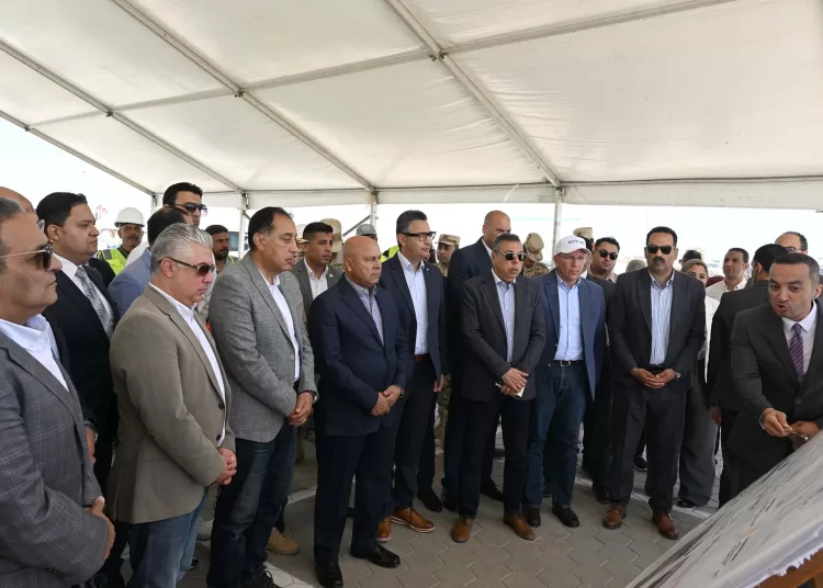 PM inspects RORO car terminal operated by SCAT 1 - Egyptian Gazette