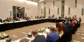 Tourism minister engages media to bolster Egypt’s heritage