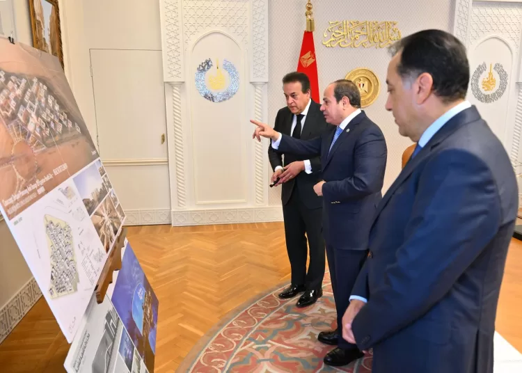 Sisi follows up steps to implement national human development plan 1 - Egyptian Gazette President Sisi reviewing a detailed presentation on the National Strategy for Population and Development.