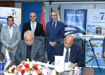 EgyptAir signs co-operation deals with national institutions, universities
