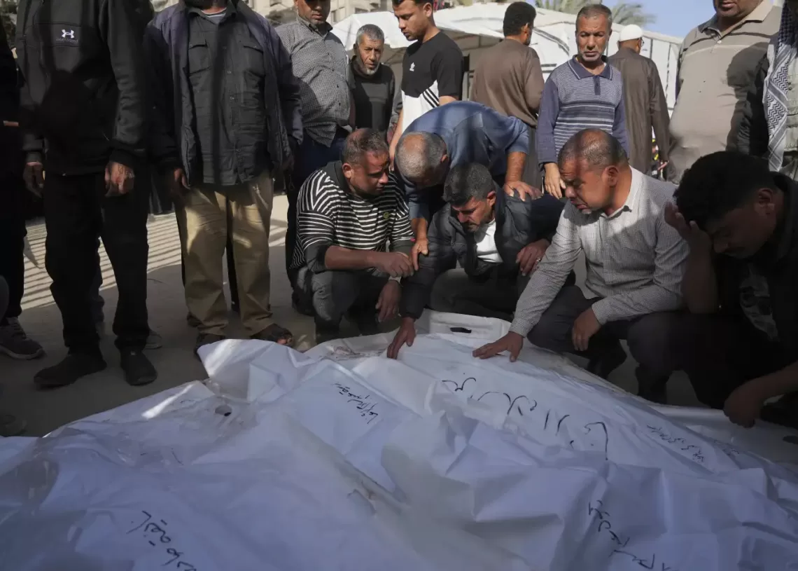 Israeli strikes on Gaza kill 10 people, mostly women, children 1 - Egyptian Gazette