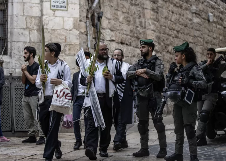 JERUSALEM - OCTOBER 04: Israeli police take security measures as fanatical Jewish settlers, who are under the protection of Israeli police, storm Al-Aqsa Mosque on 5th day of Sukkot holiday through Bab al-Qattanin (Gate of the Cotton Merchants), in Old City of eastern Jerusalem, on October 04, 2023. (Photo by Mustafa Alkharouf/Anadolu Agency via Getty Images)