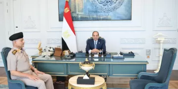 Sisi receives defense minister