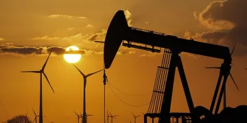 Egypt awards 6 new oil, gas exploration blocks 1 - Egyptian Gazette Egypt awards 6 new oil, gas exploration blocks