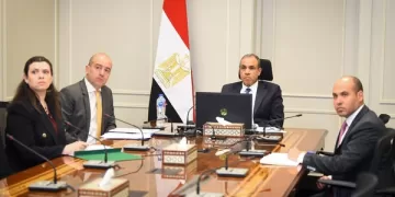 Egypt prioritizes expats, strengthens UK ties