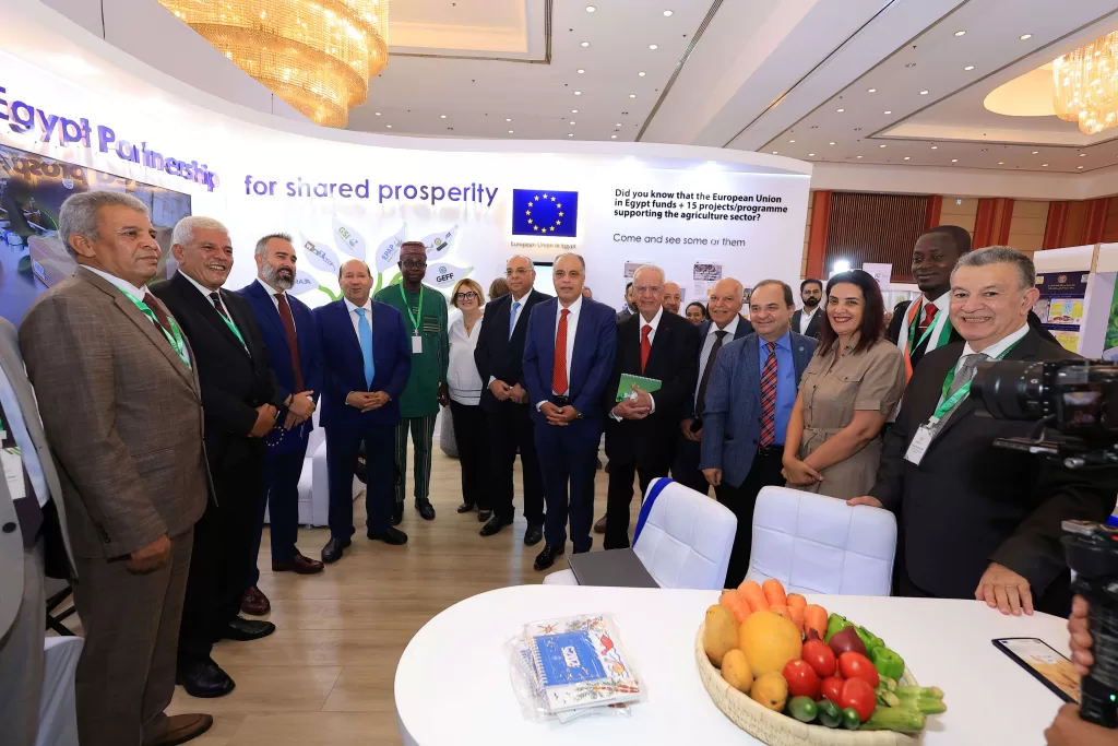 AgriTech 2025 concludes with roadmap for smart agriculture 4 - Egyptian Gazette AgriTech 2025 concludes with roadmap for smart agriculture 3 - Egyptian Gazette