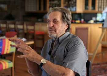 Musk’s father says Elon made a mistake ‘under stress’ and Trump will prevail