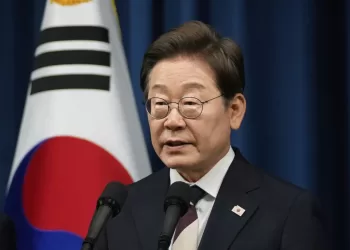 New S.Korean President crucial challenges at home, abroad