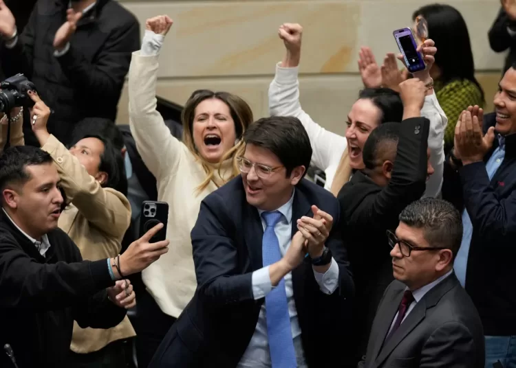 Shooting targets Colombian Presidential contender 1 - Egyptian Gazette