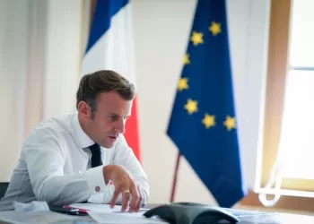 Macron, Pezeshkian agree to accelerate nuclear talks between Europe,Iran