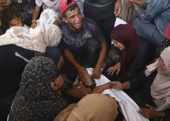 Dozens killed in new Israeli airstrikes across Gaza