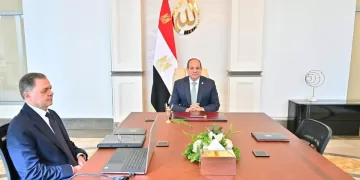 President Sisi meets interior min.