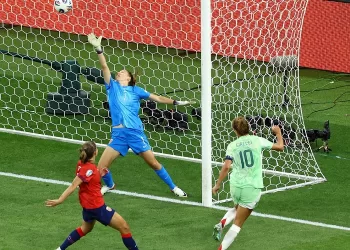 Italy plots England Euro upset