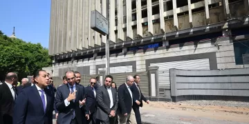 PM inspects Ramses Telecom building