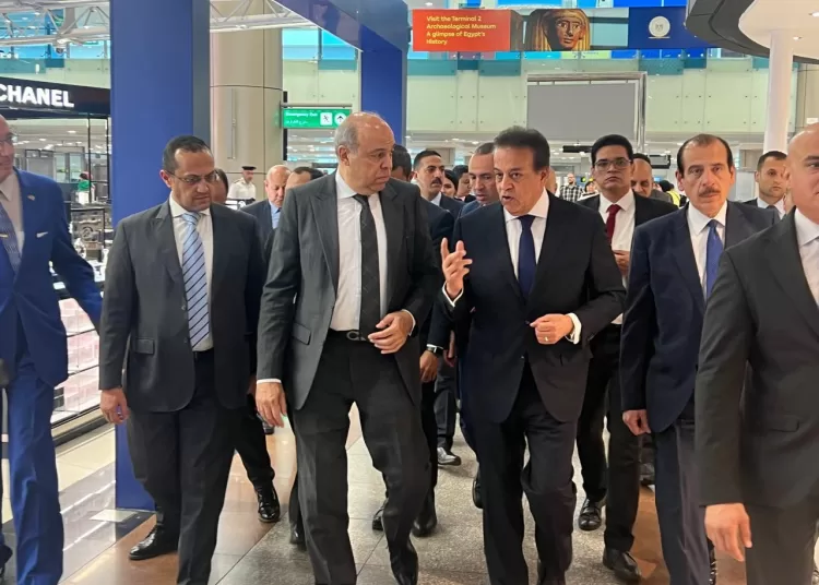 Ministerial tour highlights enhanced health measures at Cairo Airport 2 - Egyptian Gazette Ministerial tour highlights enhanced health measures at Cairo Airport 1 - Egyptian Gazette