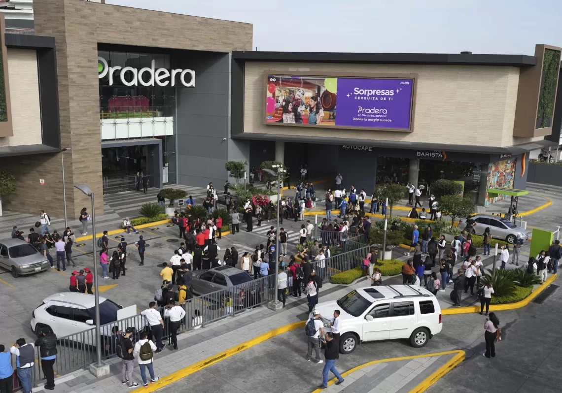 Dozens of earthquakes and aftershocks cause two deaths in Guatemala 2 - Egyptian Gazette Dozens of earthquakes and aftershocks cause two deaths in Guatemala 1 - Egyptian Gazette