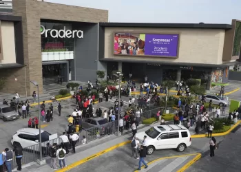 Dozens of earthquakes and aftershocks cause two deaths in Guatemala