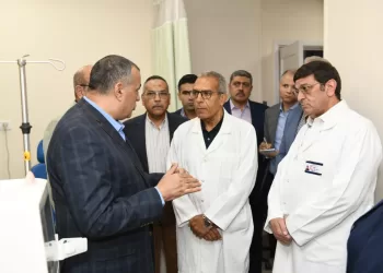 Military Production min. reviews upgrades at Helwan medical facility
