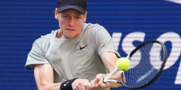 Sinner progresses at Cincinnati