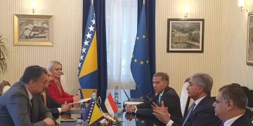 Cairo promotes tourism links with Sarajevo