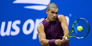 Alcaraz, Djokovic into US Open last 16