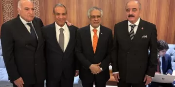 FM holds meeting with Tunisian, Algerian counterparts on Libyan crisis