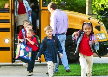 Restoring kids’ sleep schedule