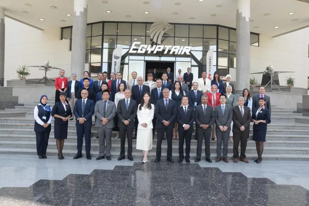Strategic partnership between EgyptAir,Huawei to enhance travel benefits 13 - Egyptian Gazette