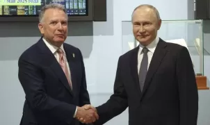 Witkoff meets with Putin as Trump’s sanctions threat looms