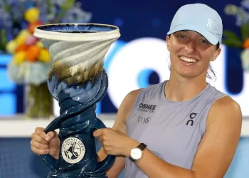 Swiatek, Alcaraz claim Cincy titles