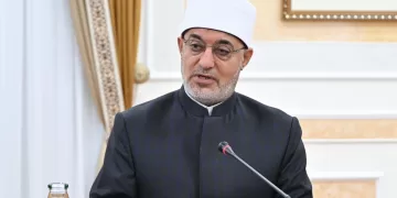 Kazakhstan honors Egypt's Grand Mufti for promoting interfaith dialogue 1 - Egyptian Gazette Kazakhstan honors Egypt’s Grand Mufti for promoting interfaith dialogue