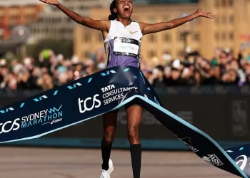 Records smashed in Sydney Marathon