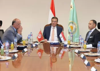 Agriculture minister discusses with Tunisian delegation boosting joint investments