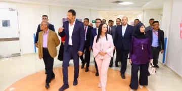 Social Solidarity min. accompanies Singaporean min. on visit to Al Nas Hospital