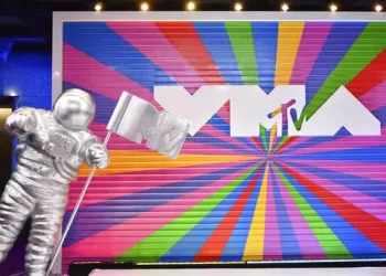 MTV Video Music Awards are back. Taylor Swift, Beyoncé go head-to-head. Who will win?