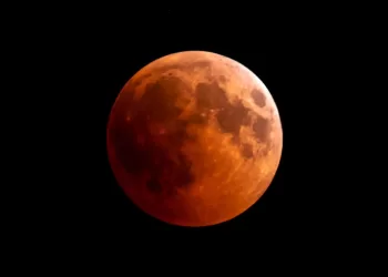 Rare ‘blood moon’ eclipse to light up skies of Egypt today