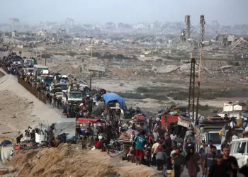 Israel pushes in Gaza City, urges evacuation