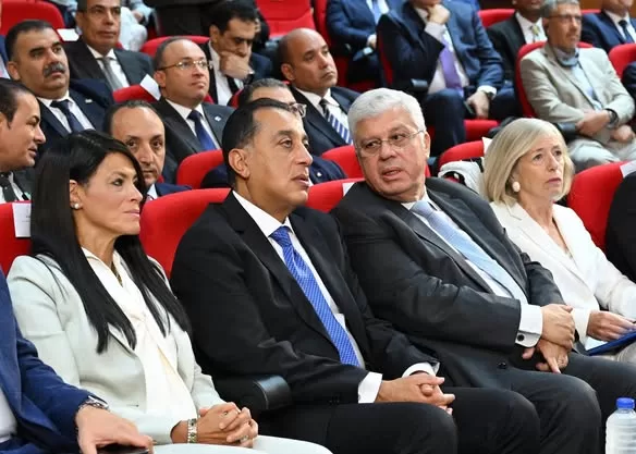 PM witnesses launch of IAAU in NAC 2 - Egyptian Gazette PM witnesses launch of IAAU in NAC 1 - Egyptian Gazette