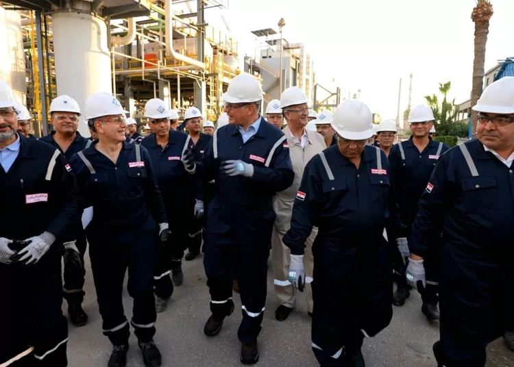 Petroleum min. outlines efforts to secure needs of local market 1 - Egyptian Gazette