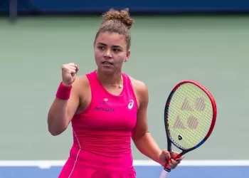 Paolini reaches Ningbo semis