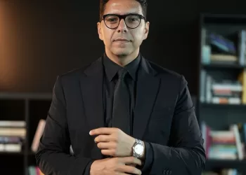 The Founder of Elnaggar & Partners, shares 5 hidden contract clauses costing UAE startup founders their companies