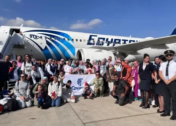 EgyptAir welcomes 57357 children upon their return from Aswan