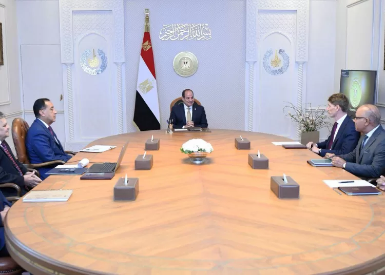 President discusses green fuel projects with Maersk chief 2 - Egyptian Gazette President discusses green fuel projects with Maersk chief 1 - Egyptian Gazette