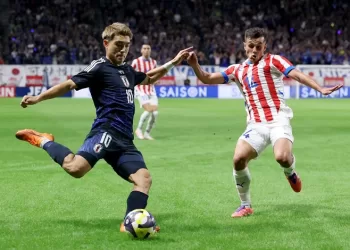 Coach hails Japan strikers